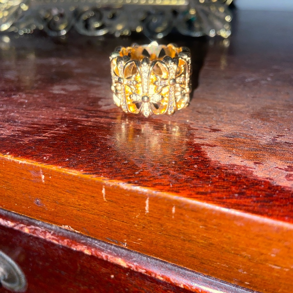 Size 10 Gold Ring
